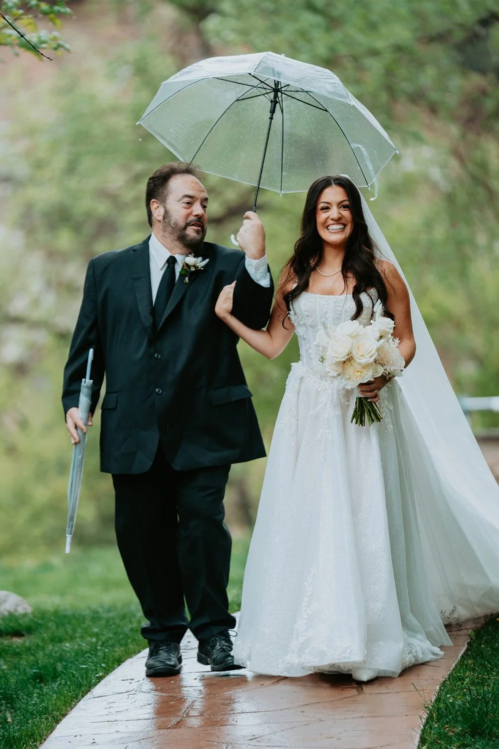 Erin&EricSneakPeeks-15.jpg