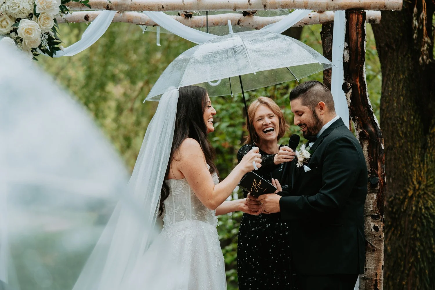 Erin&EricSneakPeeks-18.jpg