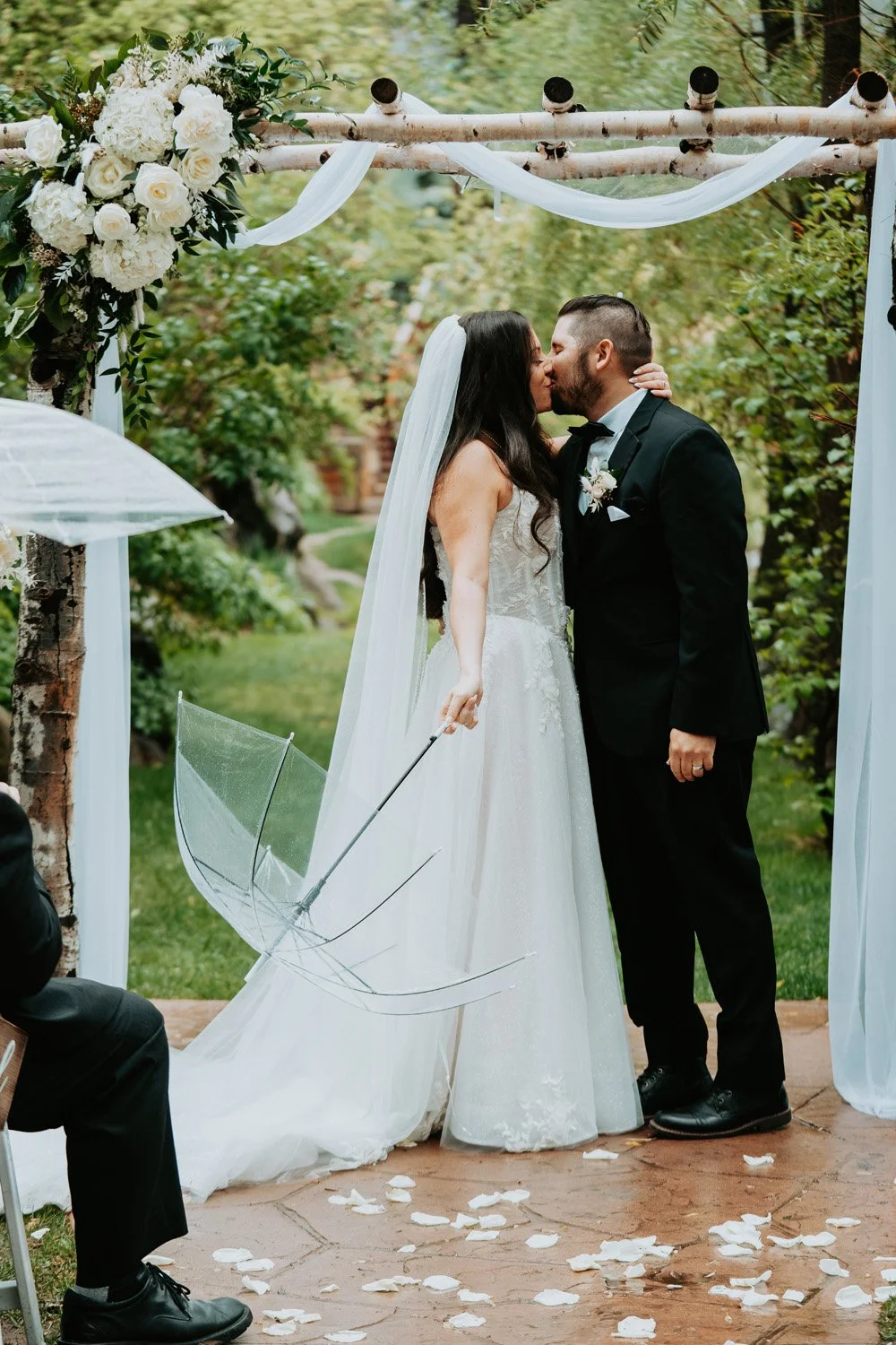Erin&EricSneakPeeks-23.jpg