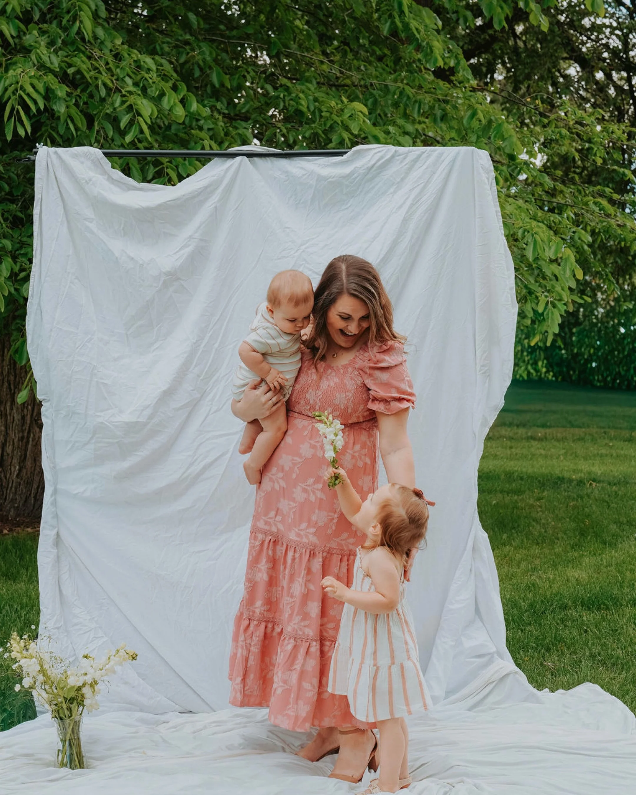 I love summer sessions! Right now everything is so green and beautiful! The Bergman family is so adorable and I love to see how Sloane and Bennett have grown! My repeat clients are so special. Thank you for continuing to com back and have me capture 