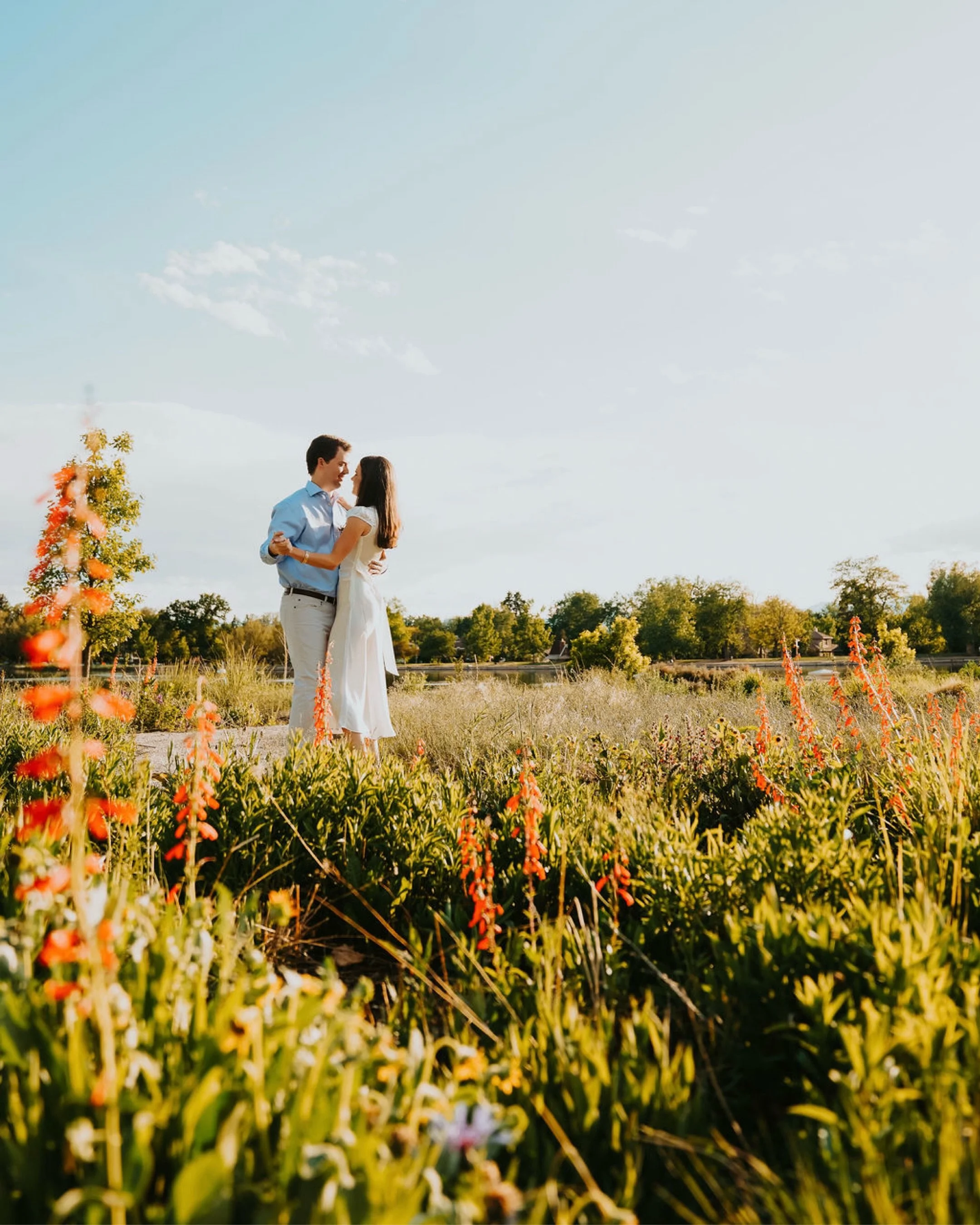 A little park engagement session for these two last week 🦋
.
.
.
#engagmentphotography #denverengagementphotography #denverengagementphotographer #coloradoengagementphotographer #coloradoengagement