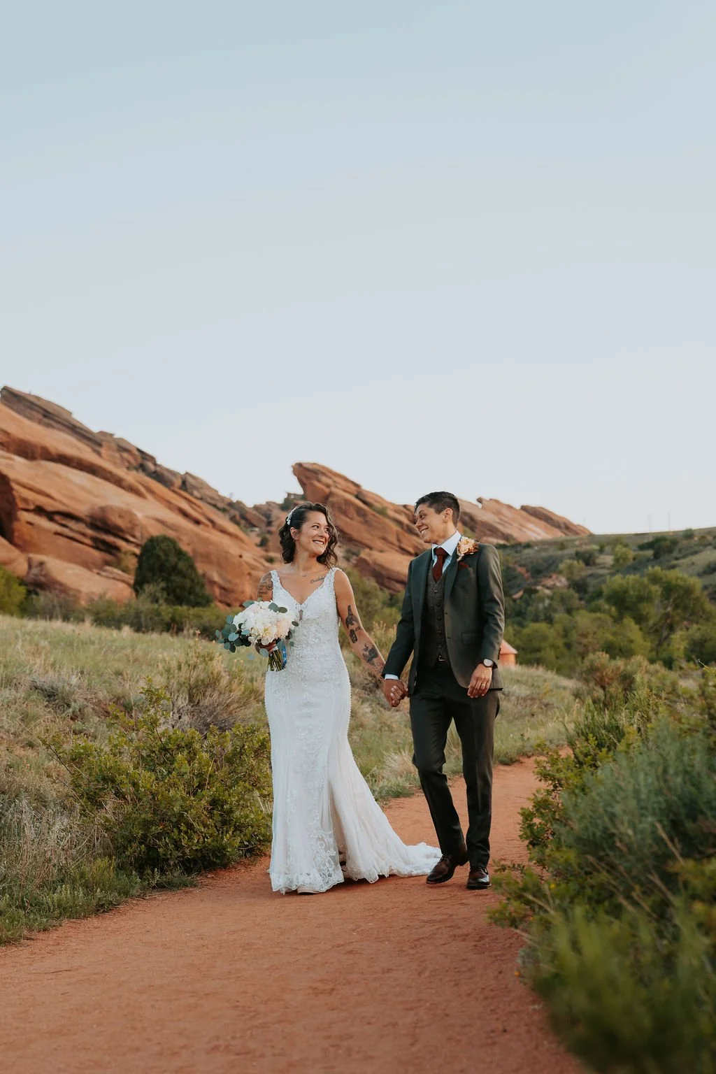 KaylaandDawn_Couple-2.jpg