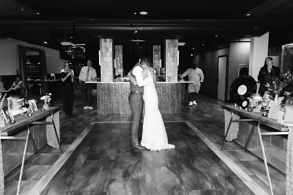 KaylaandDawn_Reception-52-2.jpg