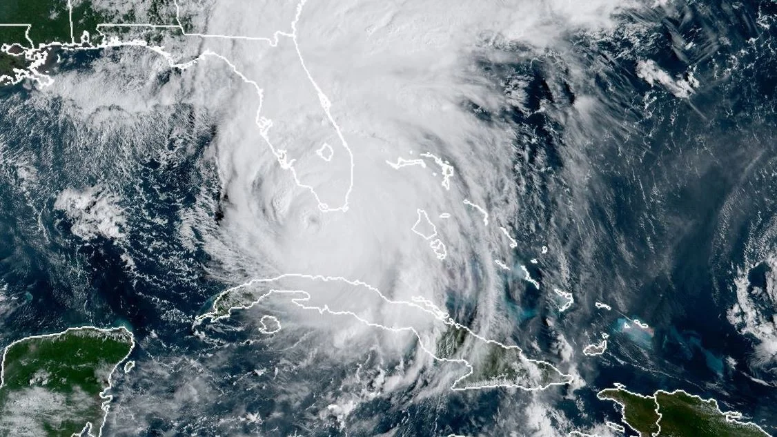 irma-satellite-9-10_wide-83457a44047bc4695fea5e8e030d55b590241025-s1200.jpg