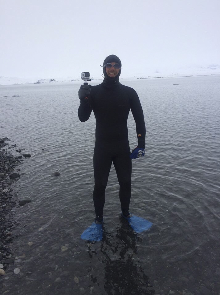 Rob Lockyear Writer/Director Two Eyes Film Two Eyes Film are surf comedy film makers responsible for "The Shaper", "Vanlife" and "Freezing - A Cold Water Surf Trip". 