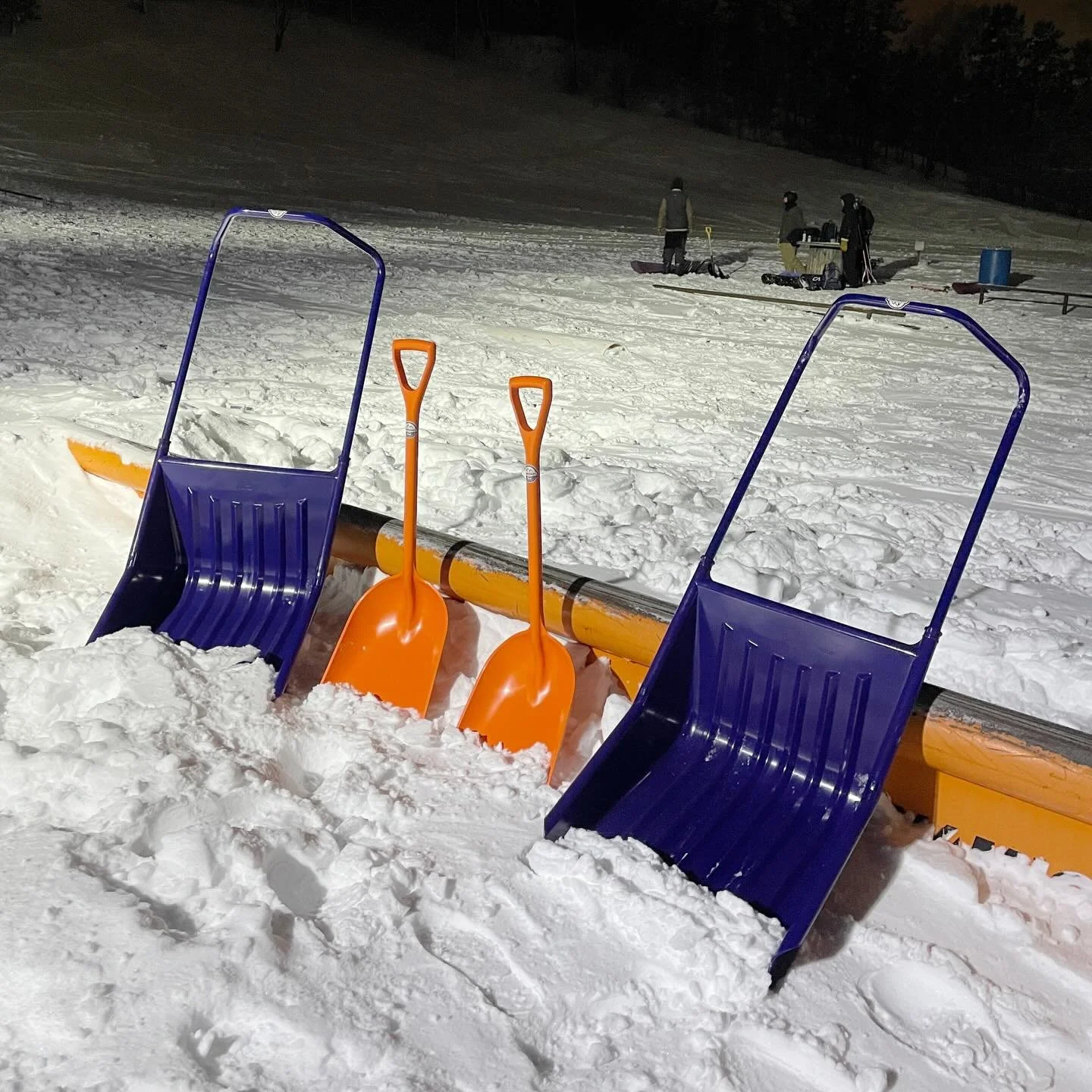 Good time to test out our new scoops and shovels! Thank you to everyone who has donated to our equipment fundraiser - these puppies can really move some snow!

Pinehurst is in great condition with this latest round of snow ❄️ Happy New Year from all 