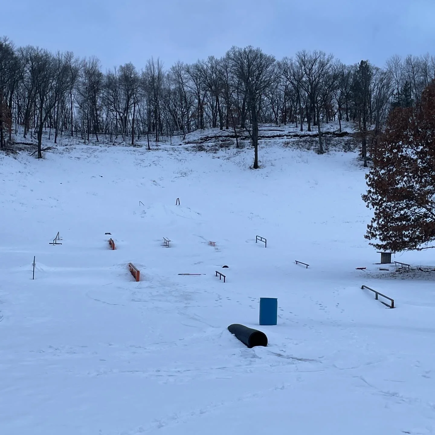 We ain&rsquo;t dead yet! 

A little sloppy, but our north facing slope survived the warm up. Lips are re-packed and will freeze up the next few days as we wait for the next round of snow. 🤞

Ice rink and warming shelter operations have now ended for