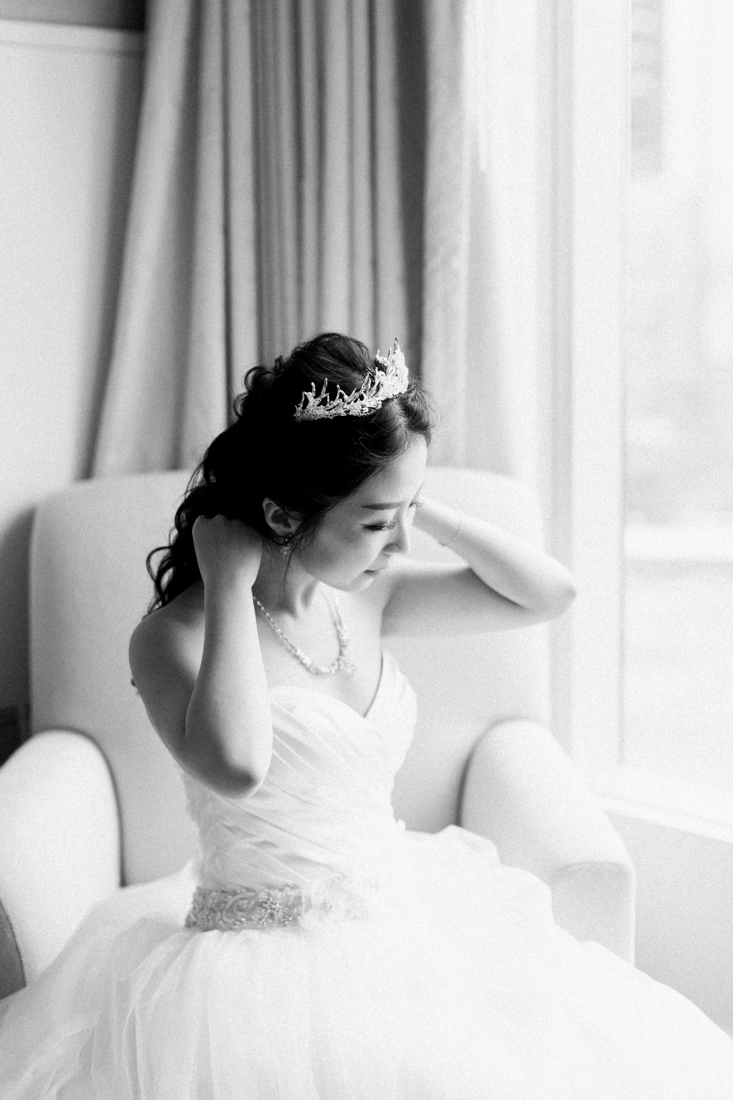 Parkview Manor Wedding - Bride Getting Ready-42.jpg