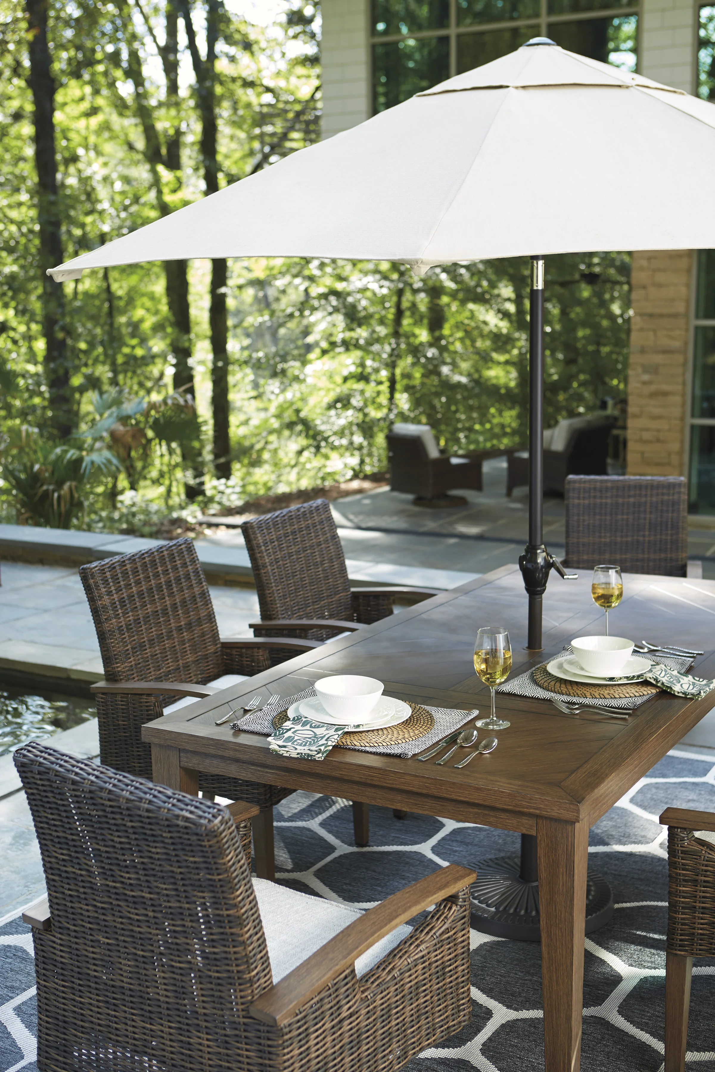 Clearance Paradise Trail Woven Dining Splash Pools And Spas