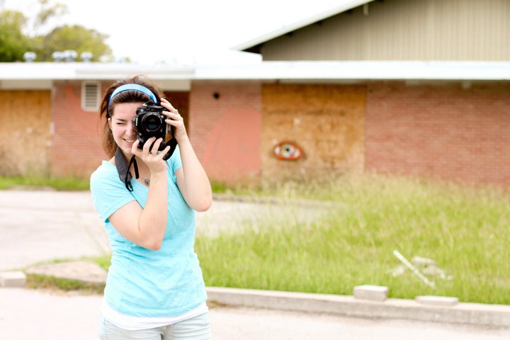 Mary shooting our roommate photos in Spring 2010 (Photo by Megan Shipley). 