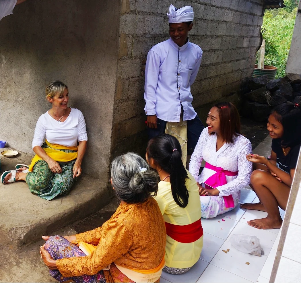 Bali_LocalFamily1.jpg
