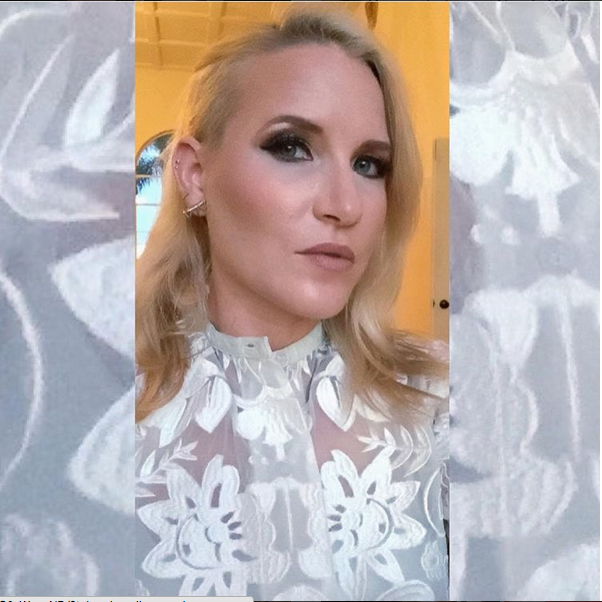 Alluxe backstage on Miguel's Wildheart tour 2015