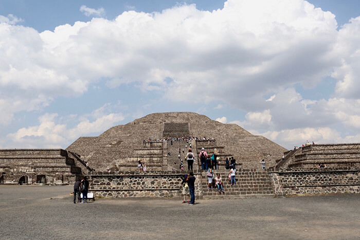 pyramid3.jpg