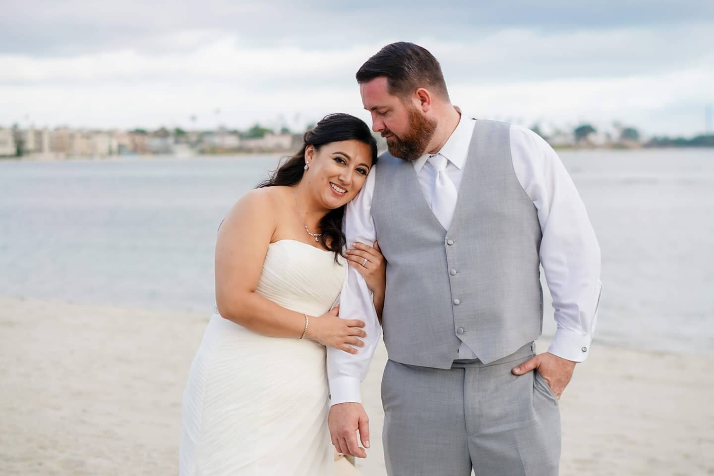 Beach weddings are always beautiful. #weddingday #weddingphotographer #photography #photographer 
#sandiegoweddingphotographer 
#sandiegoweddingphotography #sandiegowedding #beachwedding #PhotoofTheDay #fyp #brideandgroom #beachphotoshoot