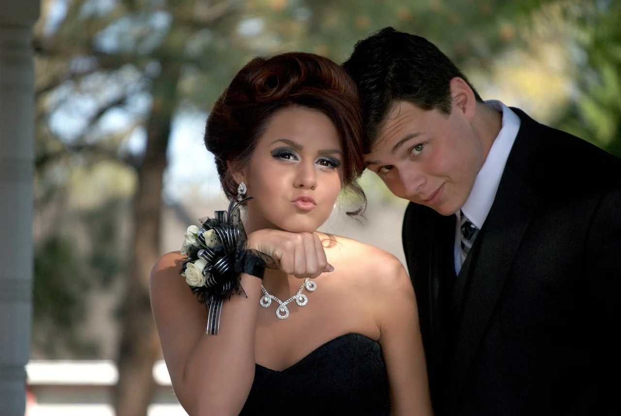 prom1.jpg