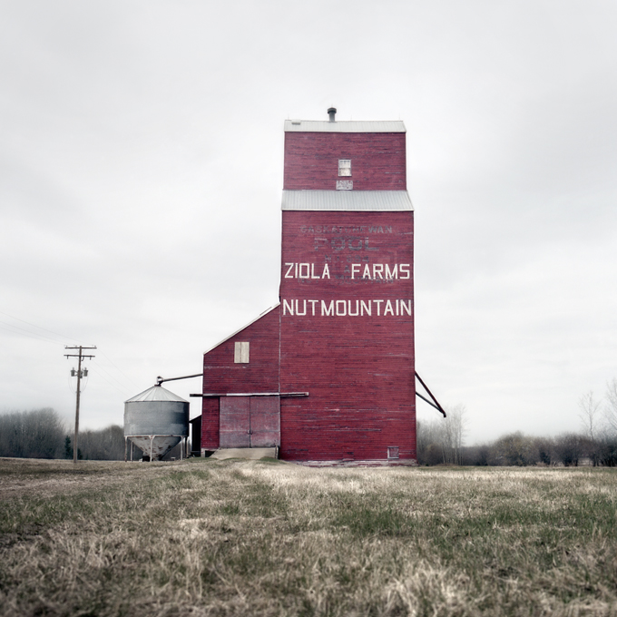   Grain Elevator No. 7    10”x10” on 13”x19” archival paper     15”x15” on 17”x22” archival paper    Editions of 2   