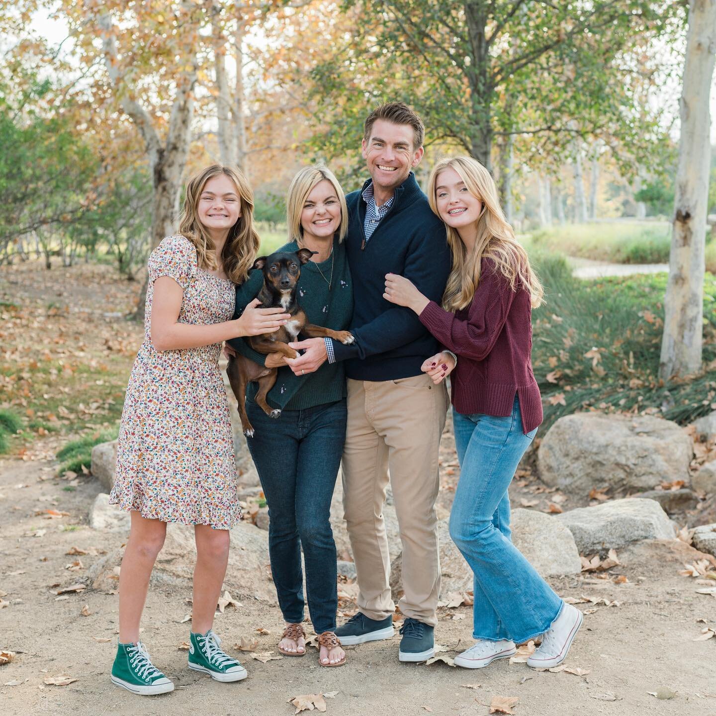 &ldquo;The perfect family photo doesn&rsquo;t exi&hellip;&rdquo; 🤭😍🥰

So many versions of perfect we&rsquo;ve created with all of you through the years !! ❤️❤️❤️ 

#orangecountyphotography #orangecountyphotographer #orangecountyfamilyphotographer 