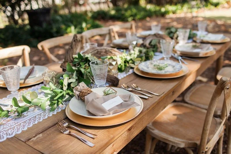 Farmhouse Table Garland Runner