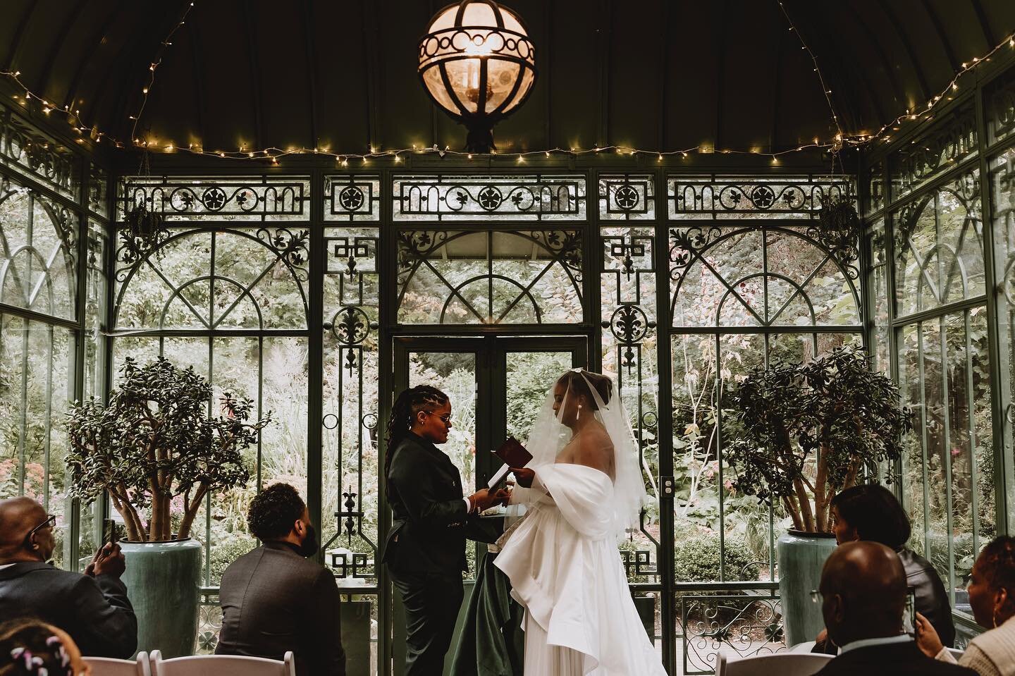 I had the pleasure of associate shooting this beautiful wedding at the @denverbotanic a little bit ago. I&rsquo;ve been dying to photograph a wedding at this gorgeous venue and can&rsquo;t wait for the next one 🌿

Associate shot for: @hennessyphotoc