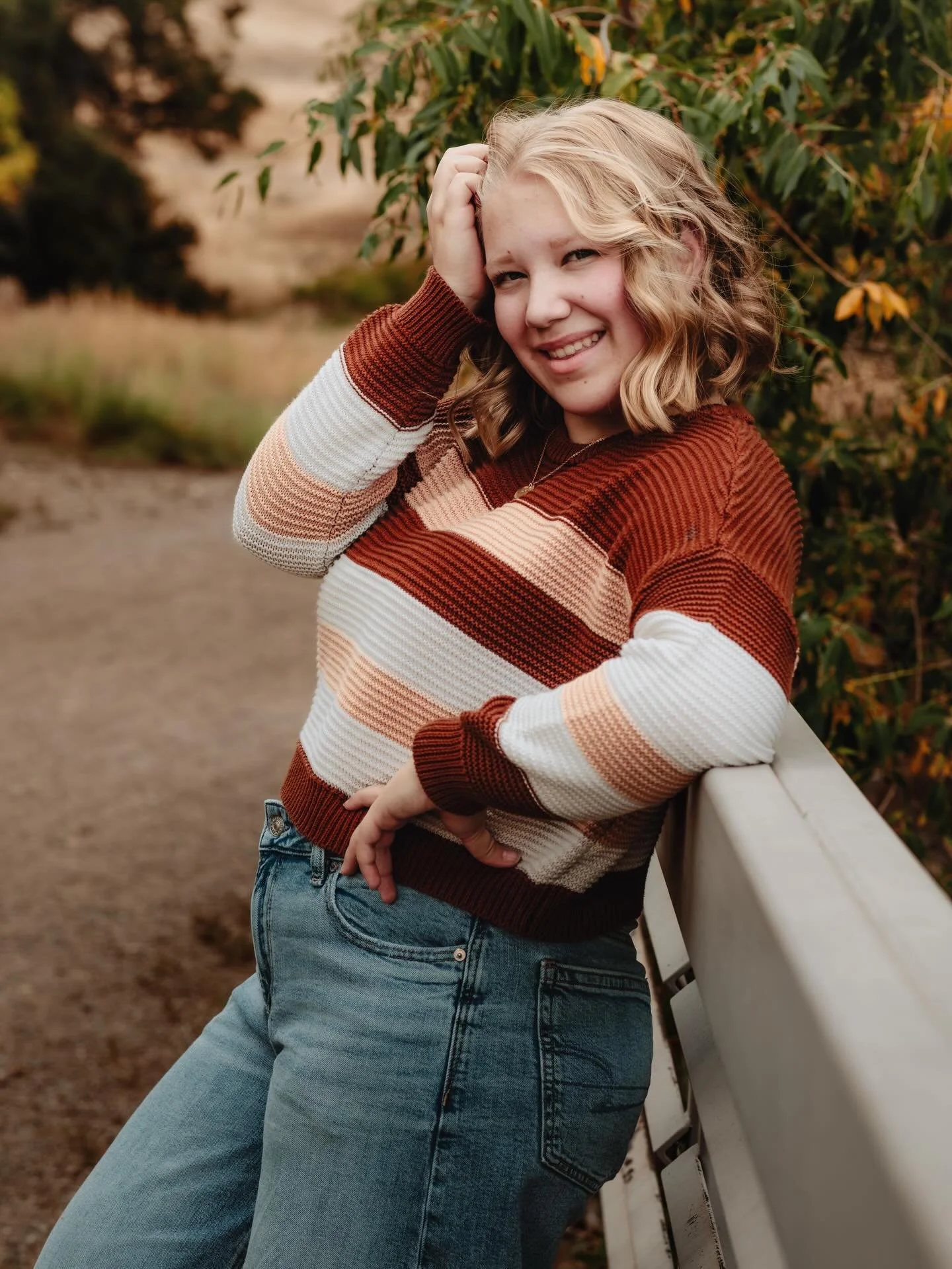 Some senior love #seniorphotos #coloradoseniorphotographer #coloradoseniors #seniors25 #classof25