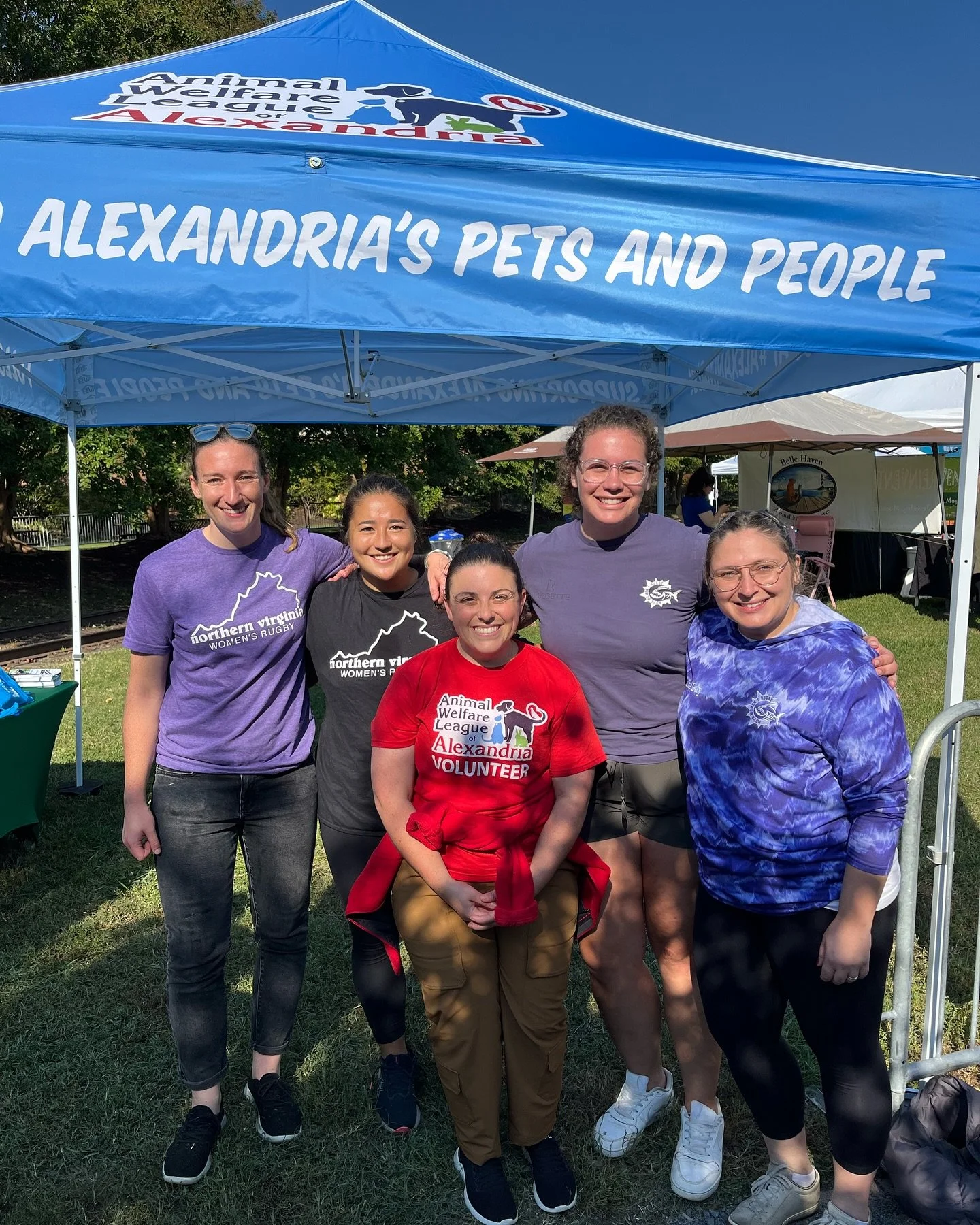 Paws in the Park 🐶 

We volunteered with the Animal Welfare League of Alexandria today! So much fun!