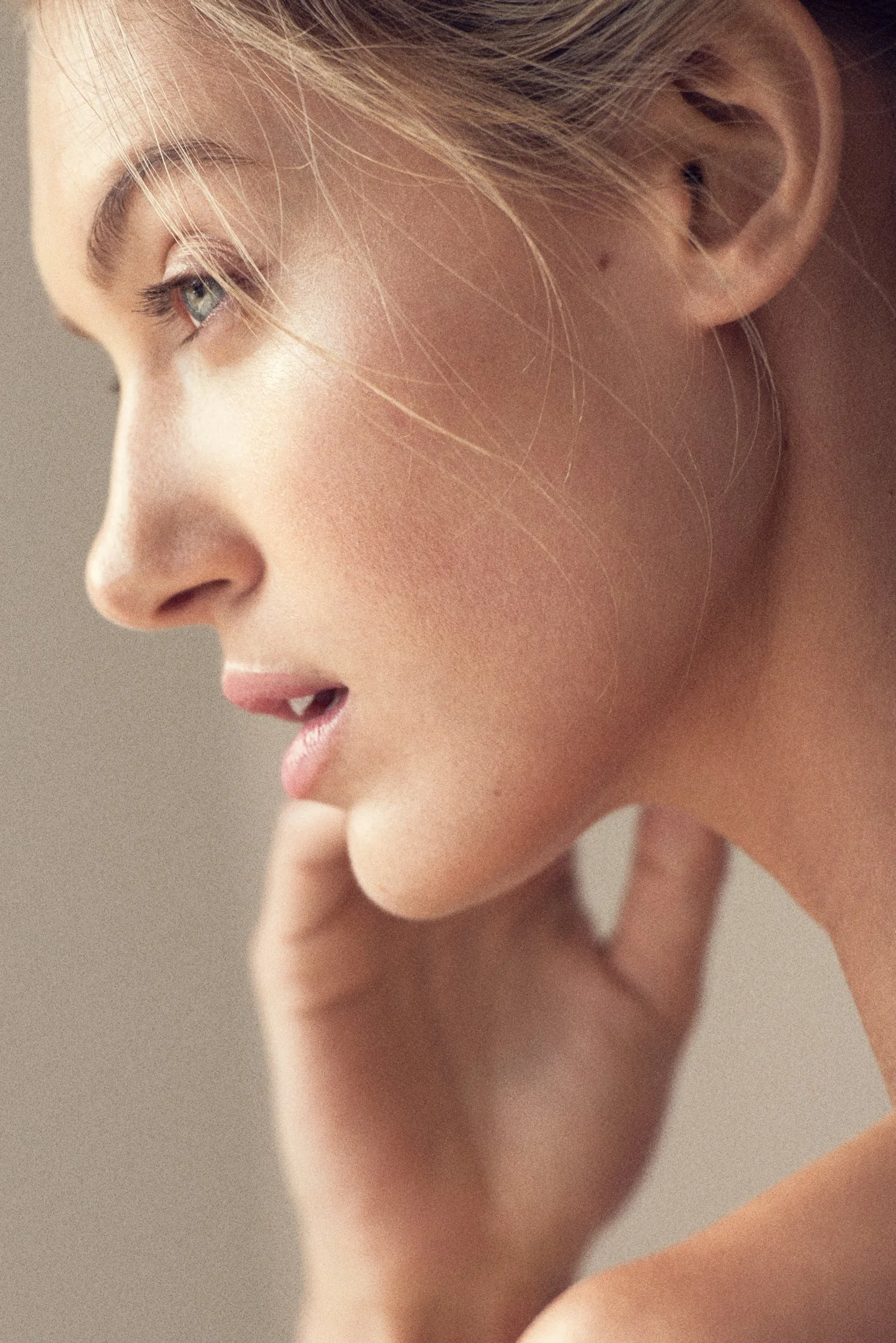 Caroline Lowe IMG Models