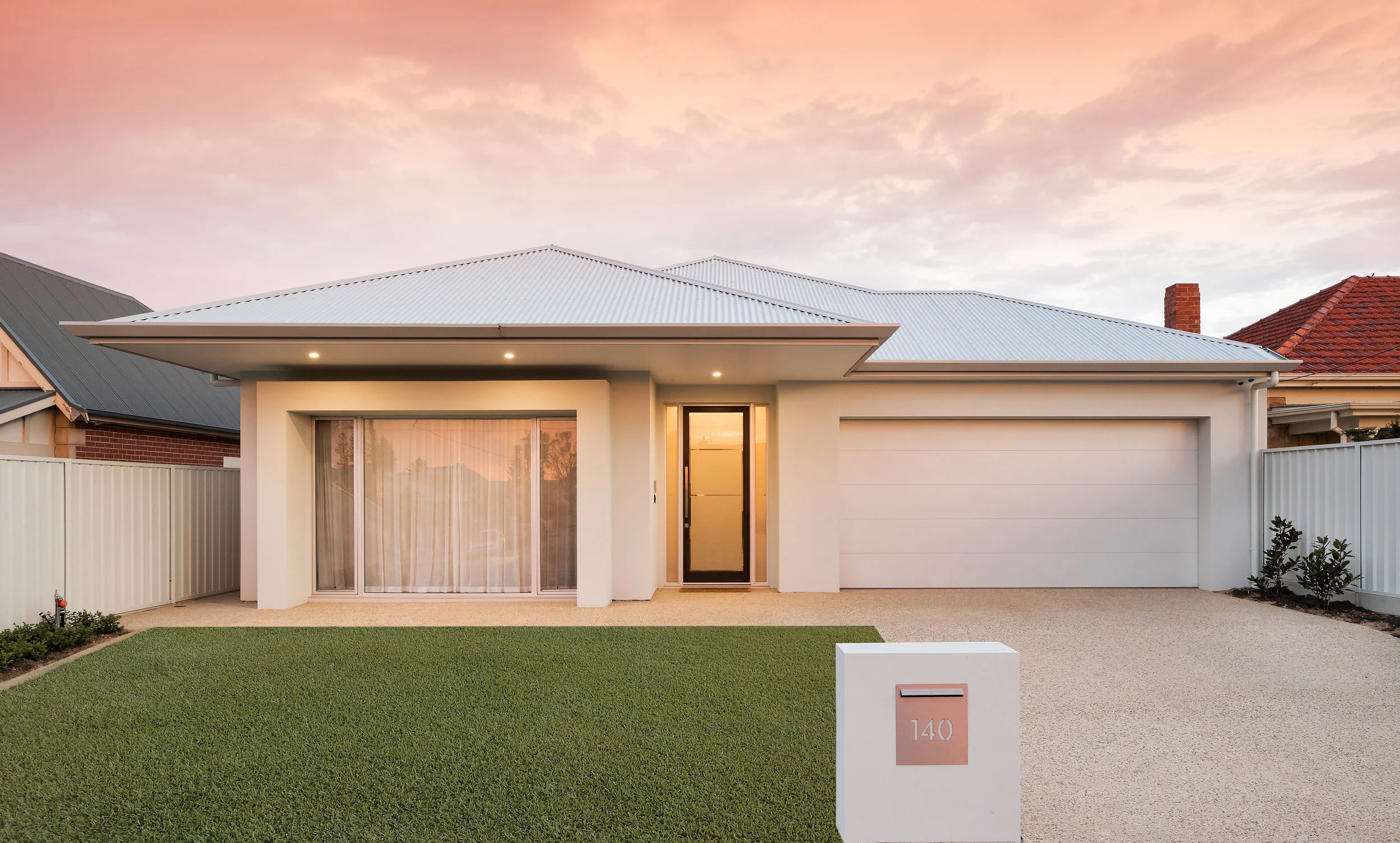 HRE-140 East Terrace Henley Beach-Image01.jpg