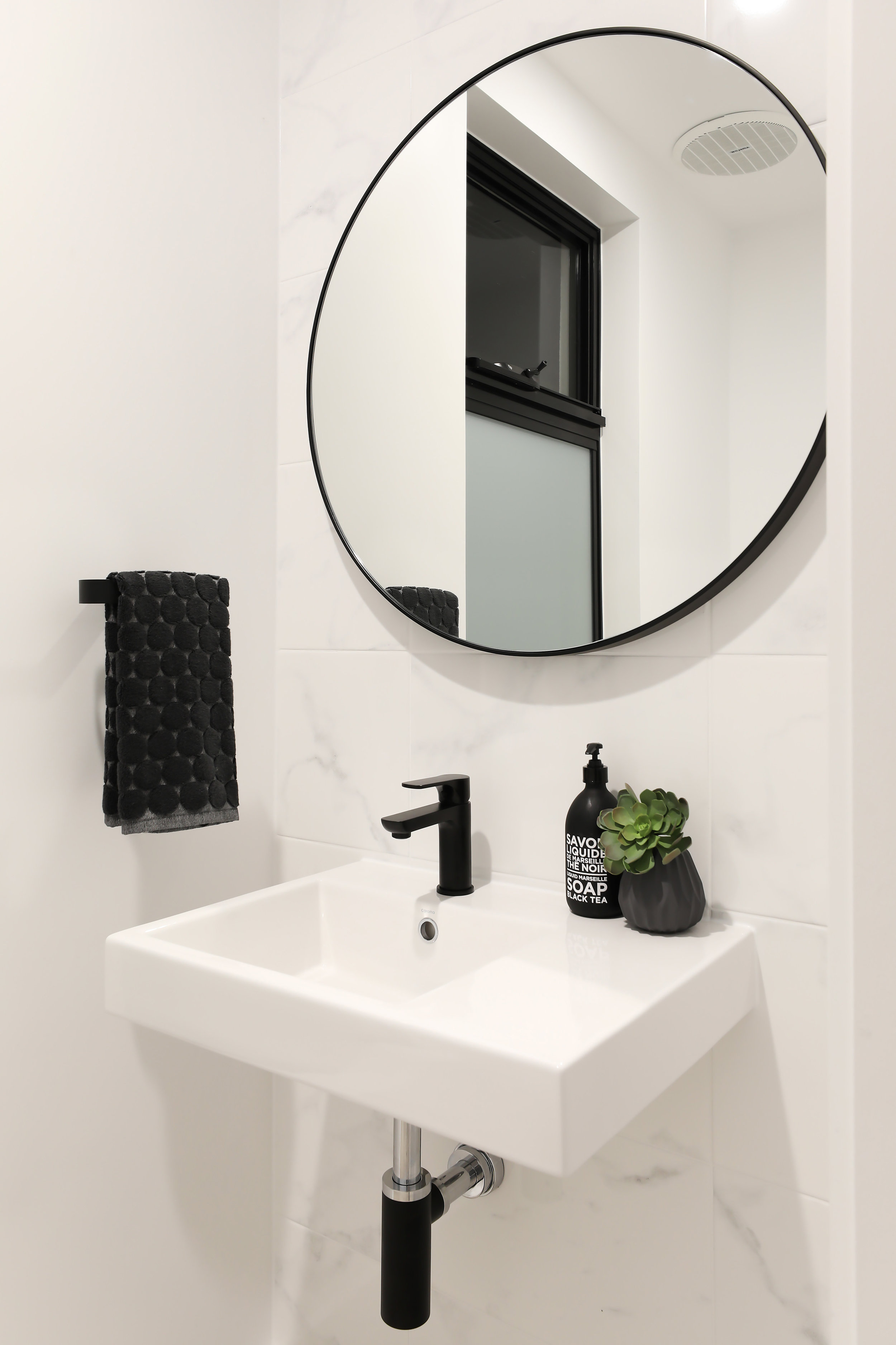 HRE - 29a Hobart Rd Henley Beach IMAGE-40.jpg