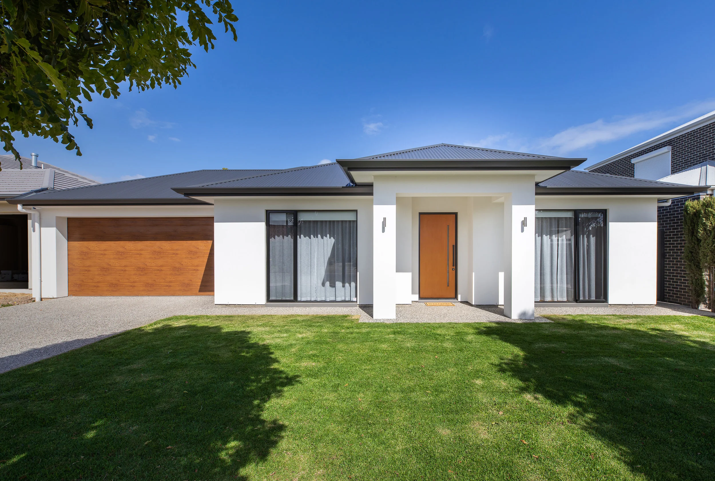 LRE - 15 Barrow Crescent- Lockleys - 001.jpg