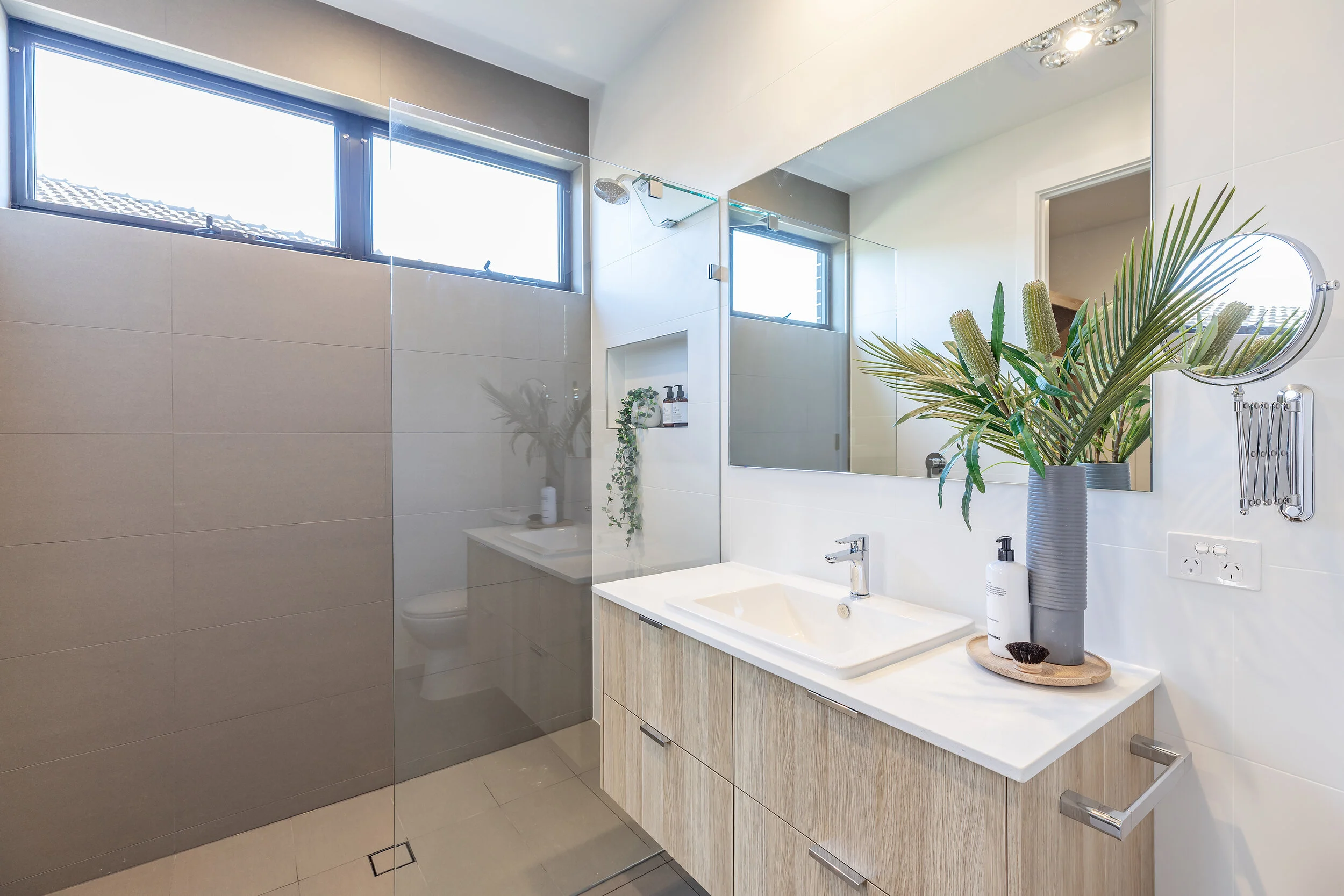 9 Coral Avenue Semaphore Park 022.jpg