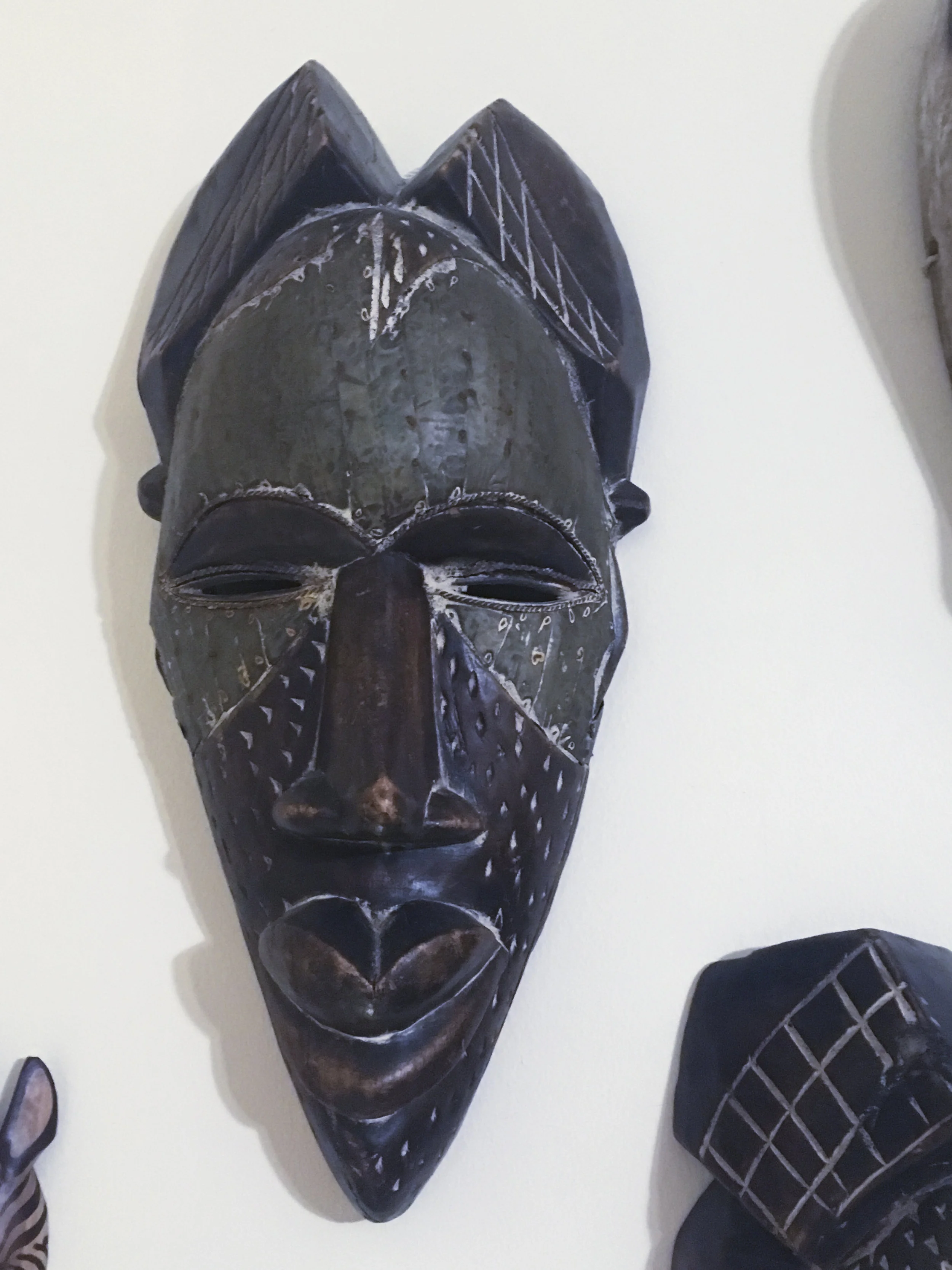 Masks040_1.jpg