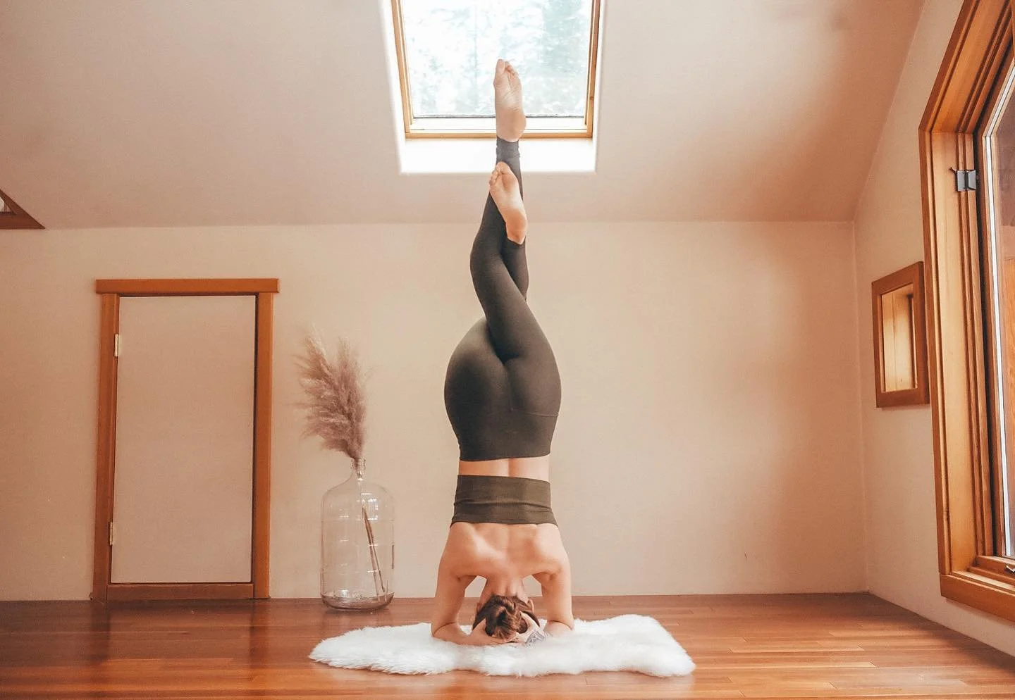 The most helpful lesson that mindfulness meditation has taught me is that everything changes. This fundamental and universal principle is so simple yet powerful when embodied. &darr;

When experiencing moments of happiness, knowing that it won&rsquo;