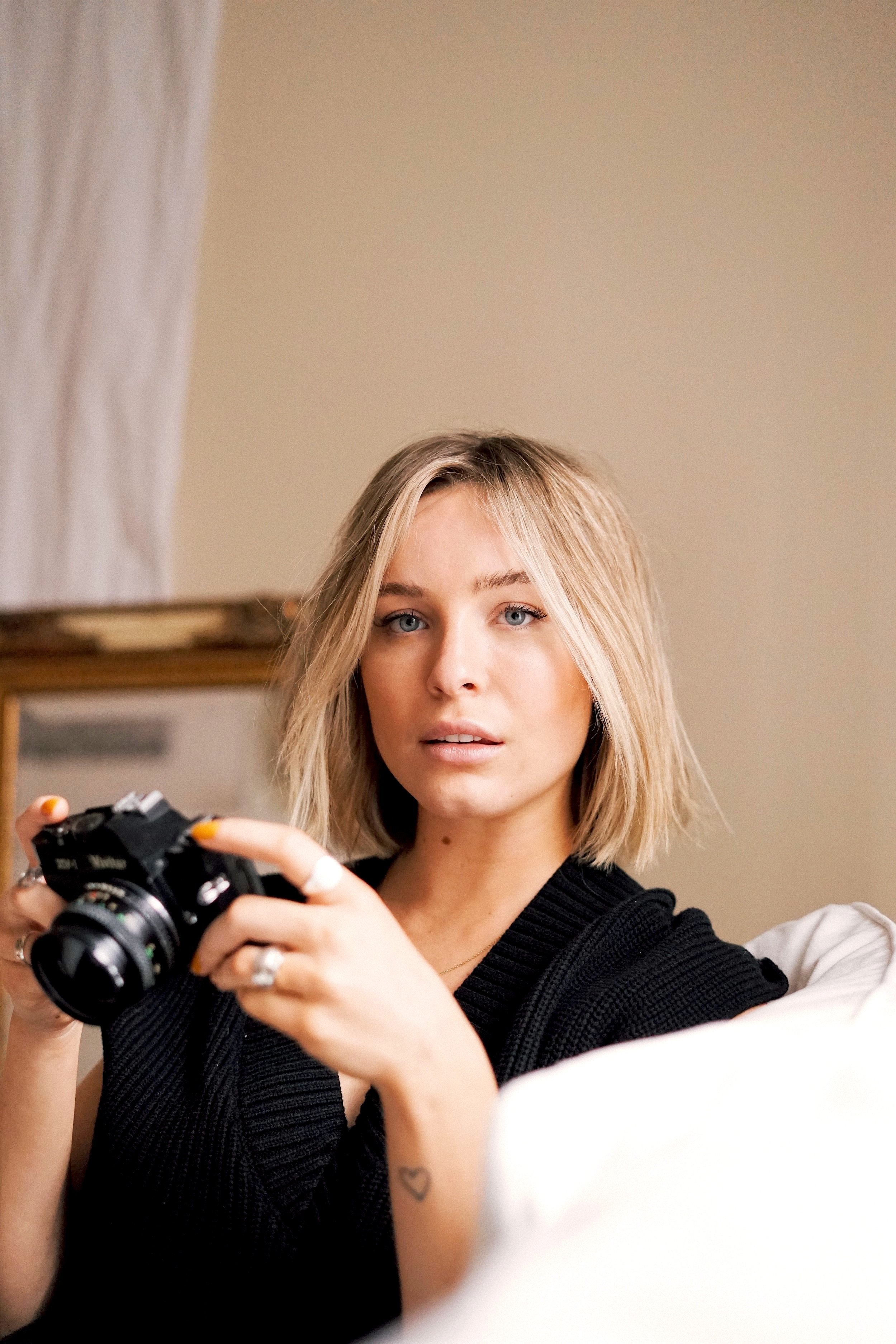 How to create emotional social media content that goes viral?