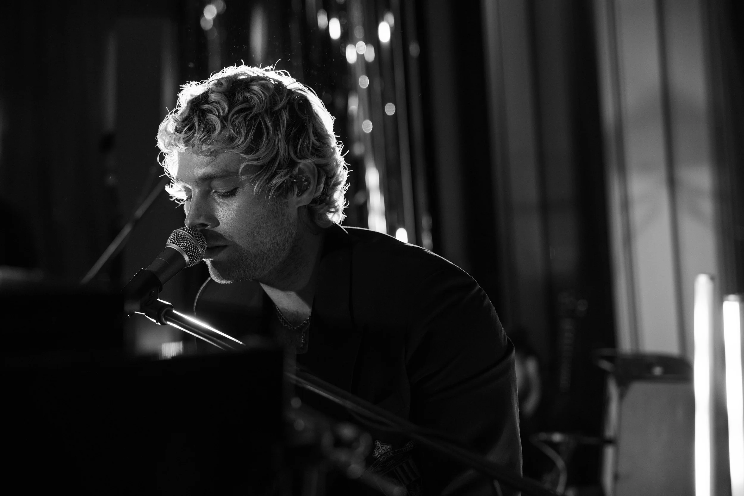 CROWN%20X%20LUKE%20HEMMINGS%20%287%29-17.jpg