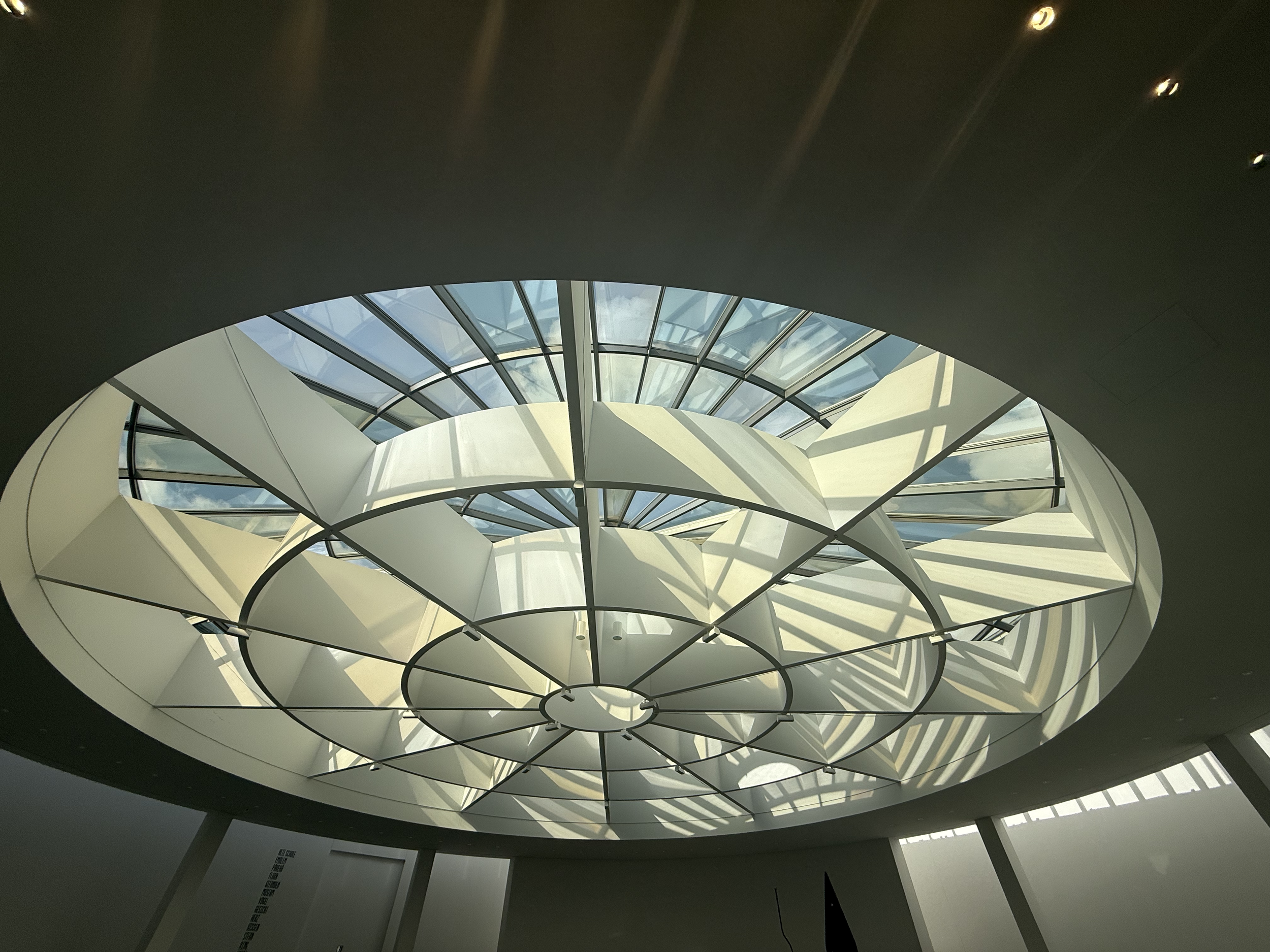 pinakothek_ceil.png
