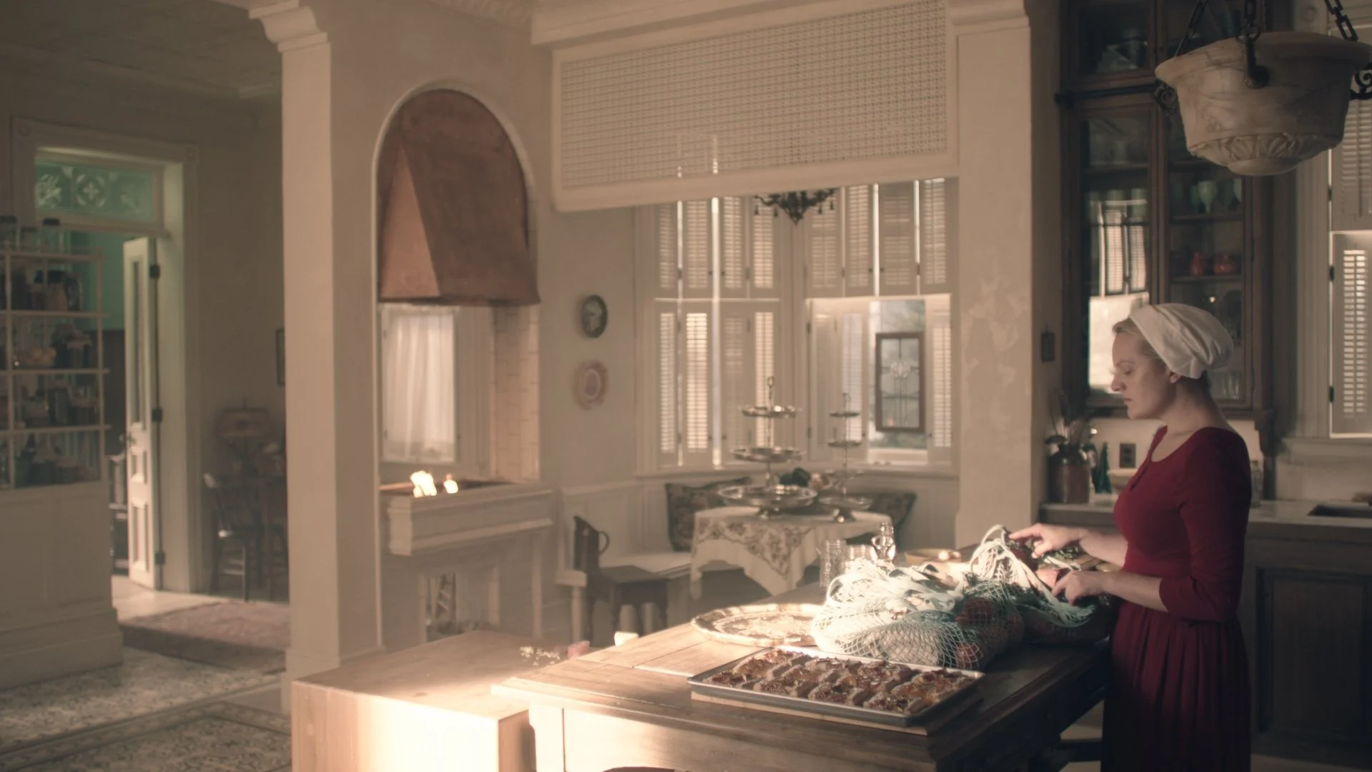 Production Designer: Elisabeth Williams