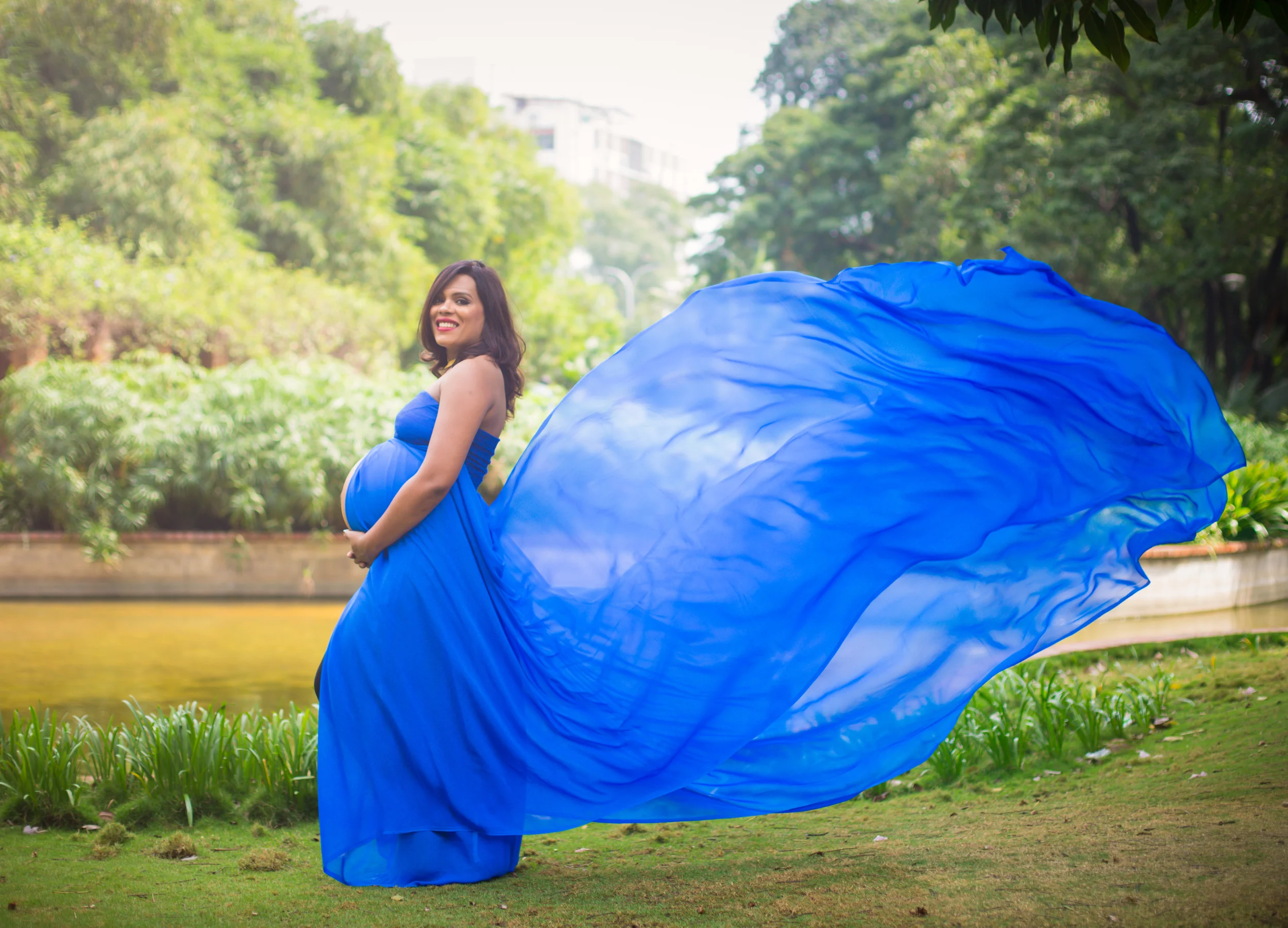 BTS - Becky's maternity portrait