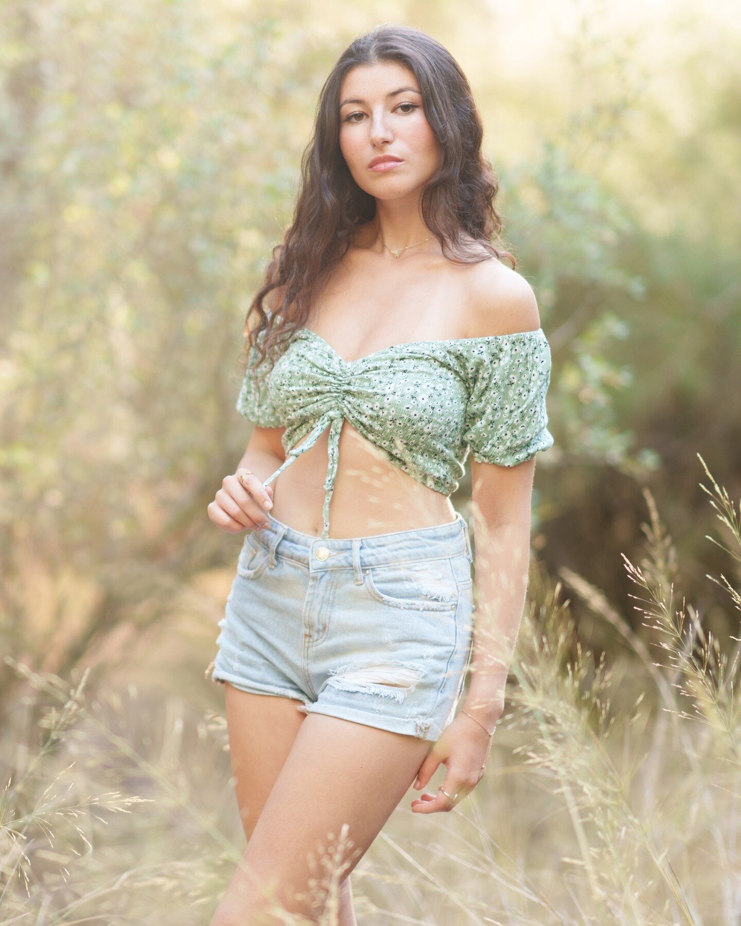 Be Yourself. Be Unique. 
Model: @mermaid_shirel 
.
.
.
.
#beauty #angelicportrait #magicalgirl #israeligirls #outdoorportraits