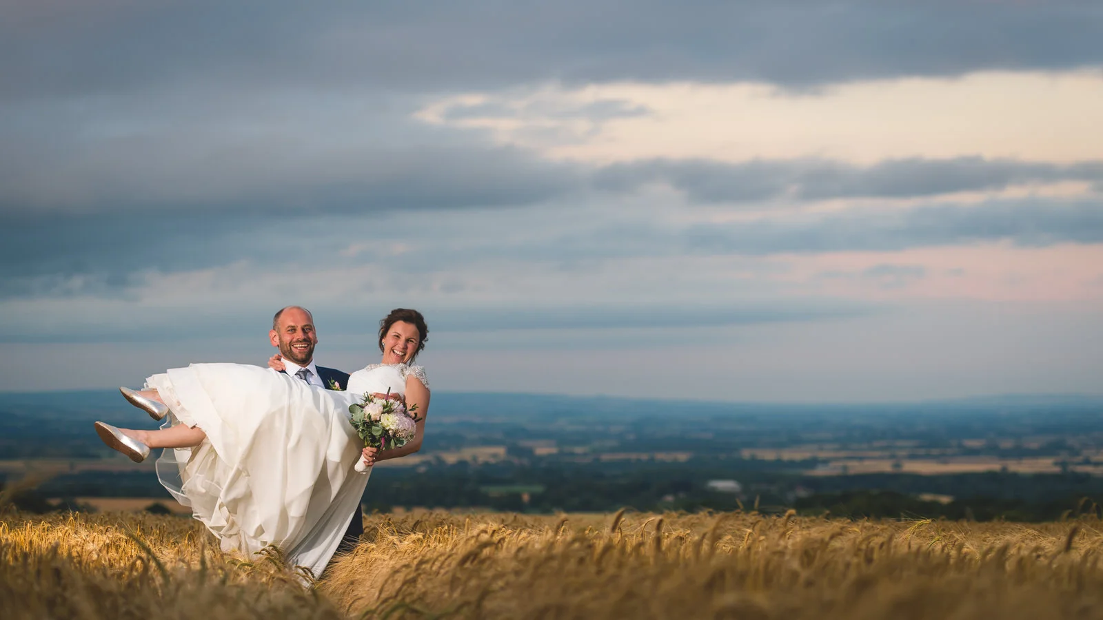 the-star-inn-at-harome-wedding-photographer-10.jpg