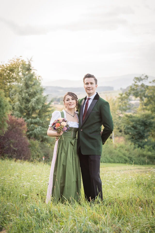austria-SCHLOSS-OBERMAYERHOFEN-destination-wedding-photographer-13.jpg