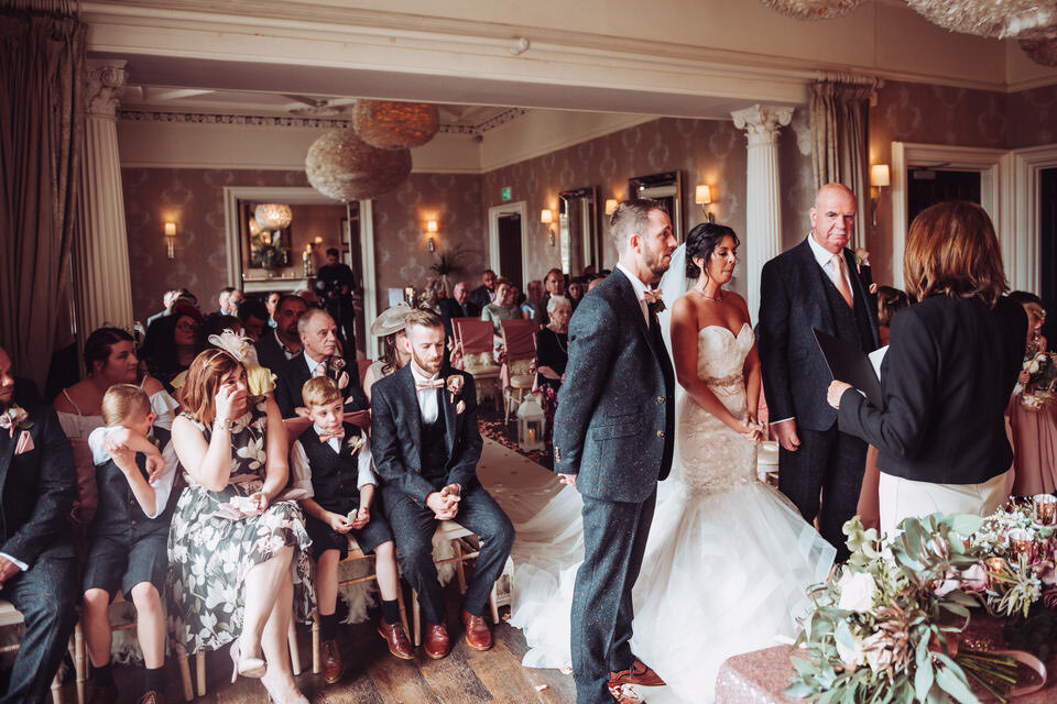 falcon-manor-yorkshire-wedding-photographer-39.jpg