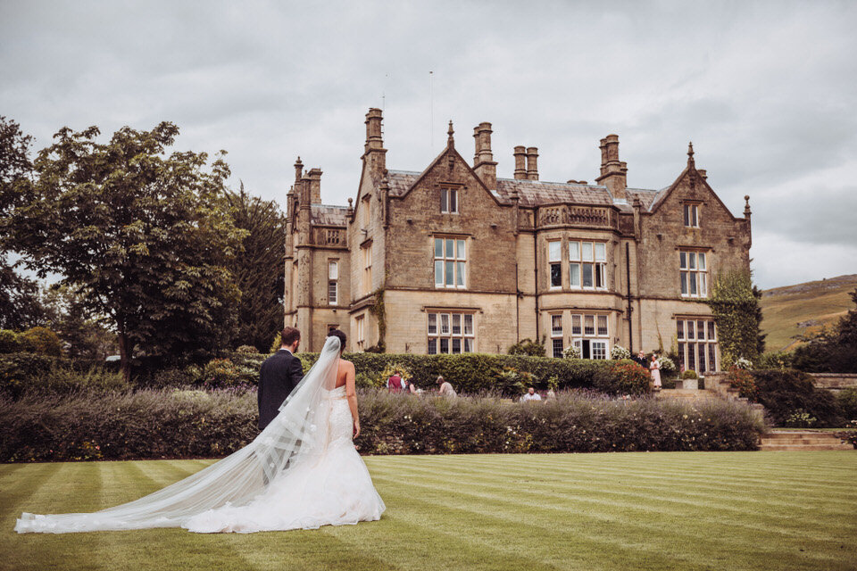 falcon-manor-yorkshire-wedding-photographer-61.jpg