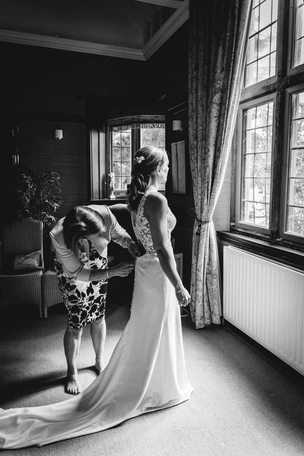 falcon-manor-yorkshire-wedding-photographer-9.jpg