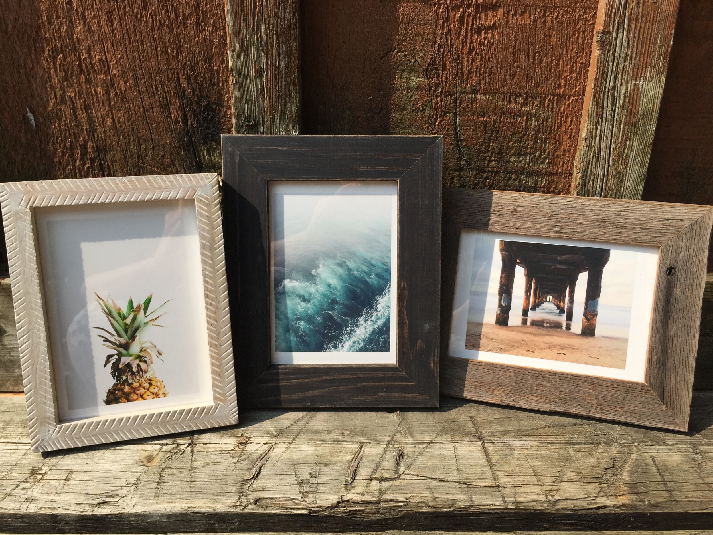 I'm a sucker for the California prints! the pineapple is just a given (if you follow my snapchat (carlyrighteous) you'll have seen my new pineapple print pants!), the pier is actually in Manhattan Beach, which is where my friends and I went a few years ago on vacation, and the waves, well they're just peaceful! 