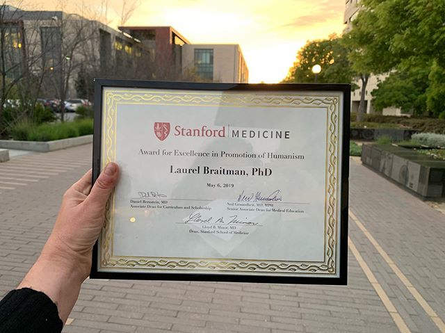 @stanford.med students gave me an award tonight for my mentorship and medical education. I’m so flattered and grateful and touched by it I can hardly stand it. The award was just supposed to be for physicians. But I guess the students complained? At the podium during the ceremony I told everyone the truth: I never wanted to teach. I thought teaching was what writers did if no one would pay you enough for your writing. This may be the dumbest wrongest stupidest idea of my life. Writers teach because it’s the best thing we can do. Because it’s just like writing, only better, because your audience is in front of you and you can watch them learn and change before your eyes. And they change you right back. My students aren’t just doctors. They’re medicine. Mine, yours, ours. And guys, if you’re reading this—which I know a bunch of you do, stalkers—thank you for making me a teacher. It’s the honor of my life.