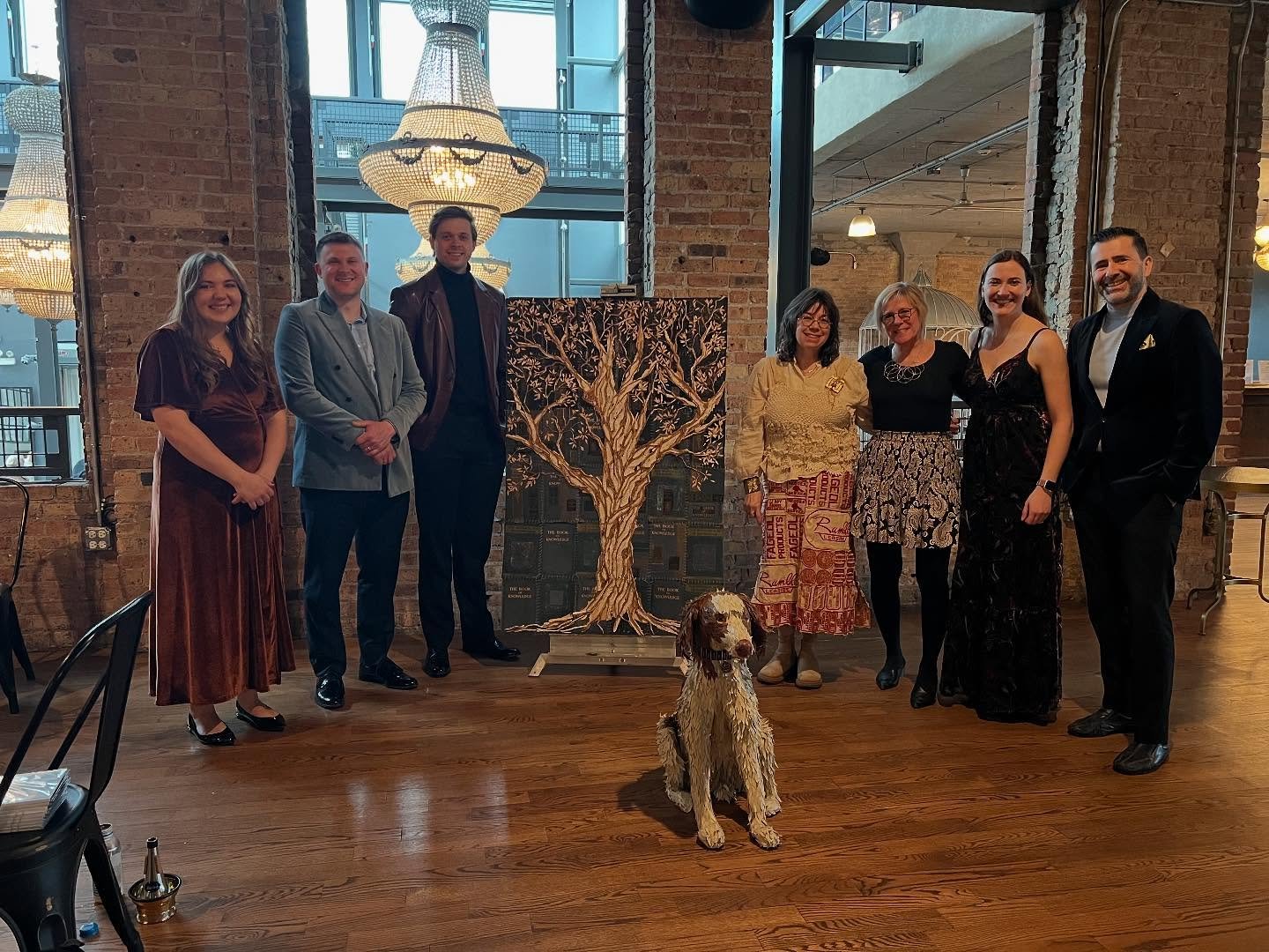 Thanks to everyone that came out to watch our shows with @rendezvous.arts last week! And thank you to @castellanosdesign for surrounding us with your amazing art 🐶

#brassquintet #bachbrass #connselmer #chicago #chambermusic #rendezvous