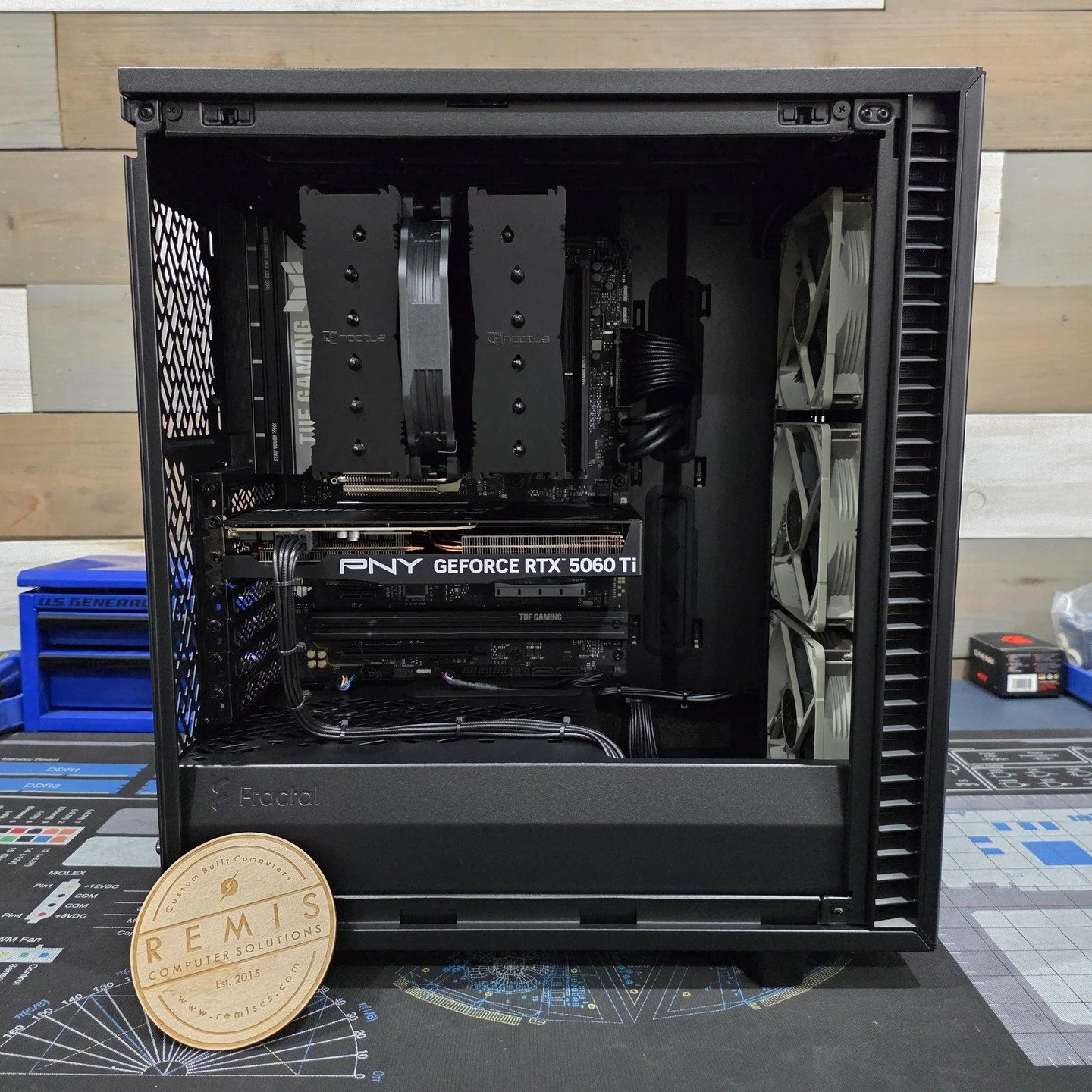 Shipped out this awesome looking workstation desktop yesterday. I find it interesting that when presented with the pro and cons of liquid vs air cooling, clients are happy to go air cooled if it can still deliver their full CPU performance. Can't bea