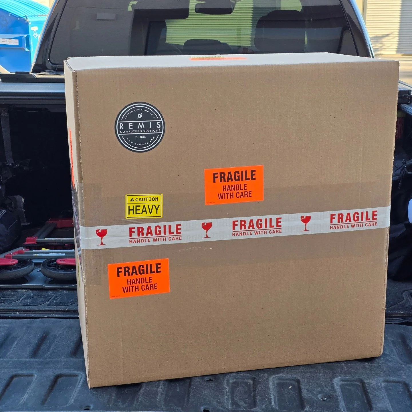 Shipped out the white Epoch XL build yesterday! The attention to details don't stop with the build though. Just about every build I do is out of state with clients all over the country, including Alaska and Hawaii.

Making sure the system arrives saf