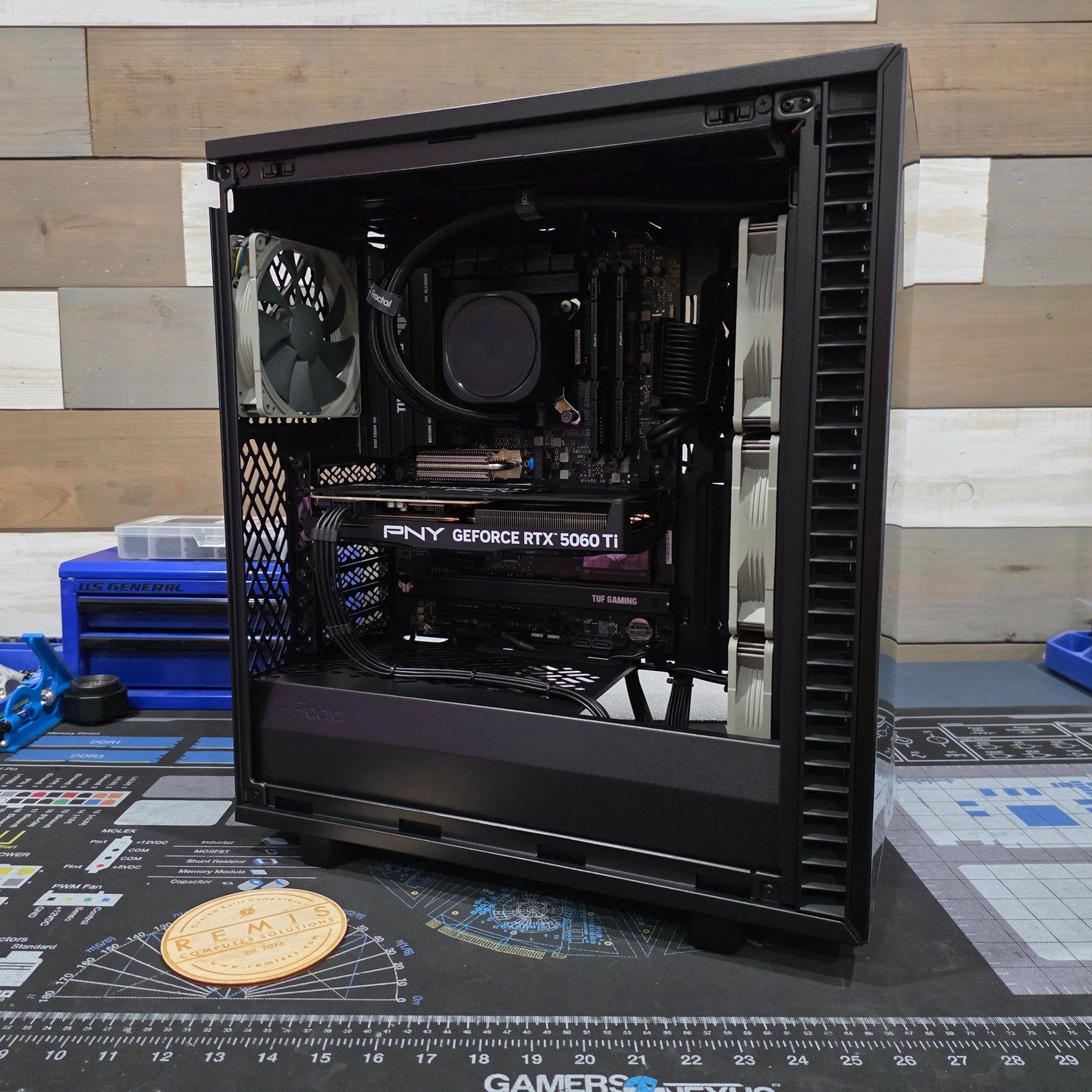 A batch of these workstations arrived at my client&rsquo;s office this week, right in time to support their growing team.

So far, this year continues to surprise me. Sales have been strong, and I&rsquo;m grateful!

Key Specs:
 &bull; Intel Ultra 7 2