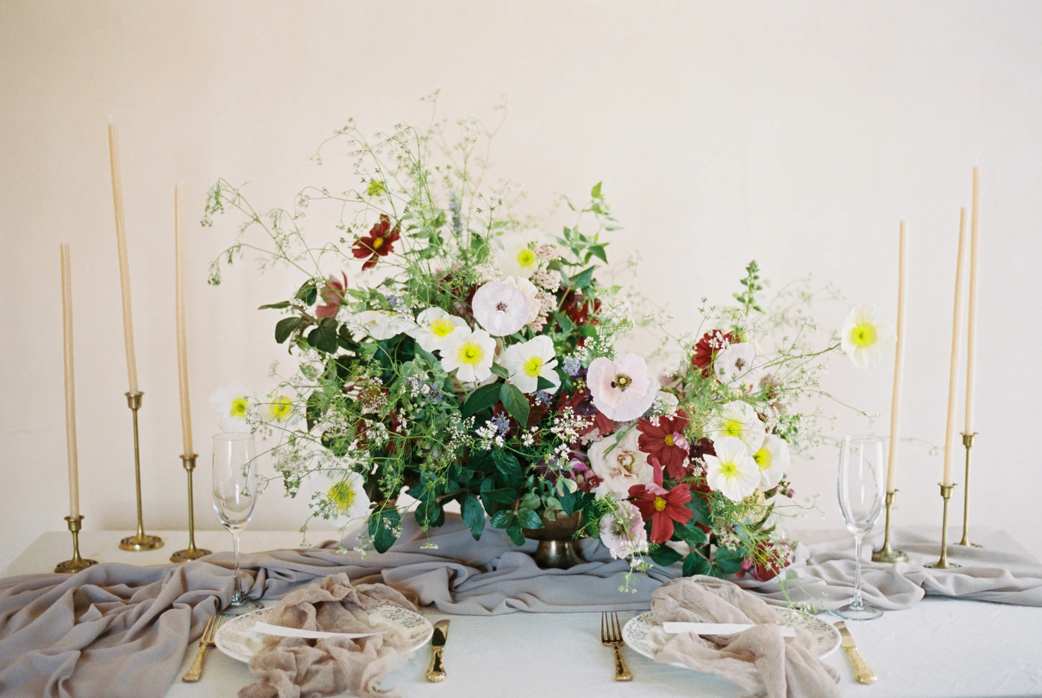 Styling: Something Old Dayton / Photographer: Caroline Koehler Photography 